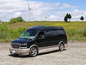 Gmc Savana アメ車の良さを教えます 愛車に選んだ理由公開 サバナとハーレーで出かけよう